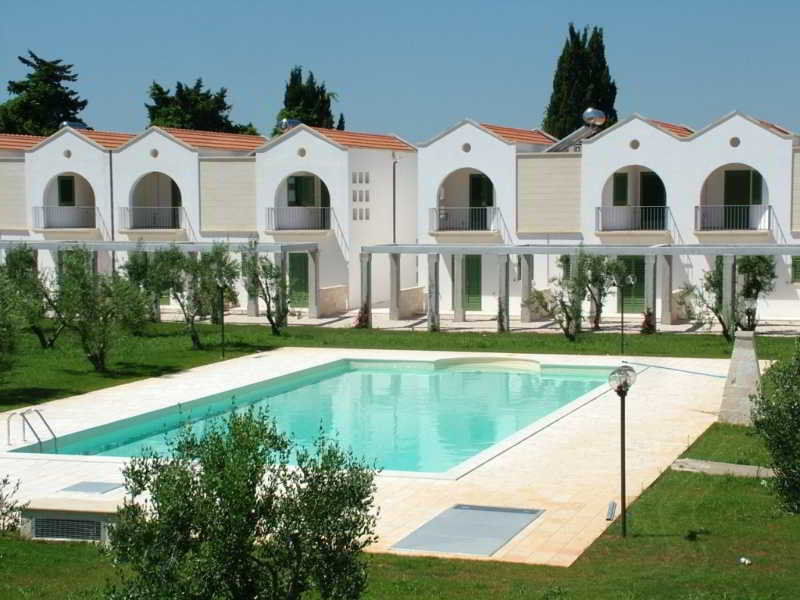Family Village Otranto Алимини Экстерьер фото