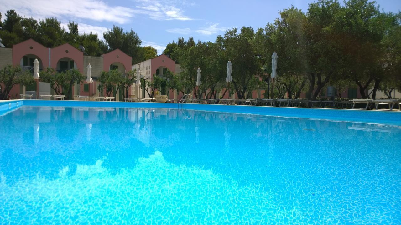 Family Village Otranto Алимини Экстерьер фото