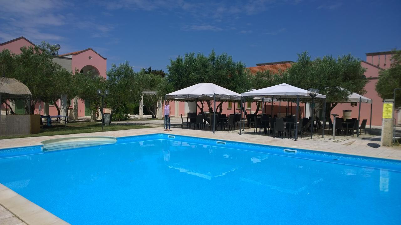 Family Village Otranto Алимини Экстерьер фото