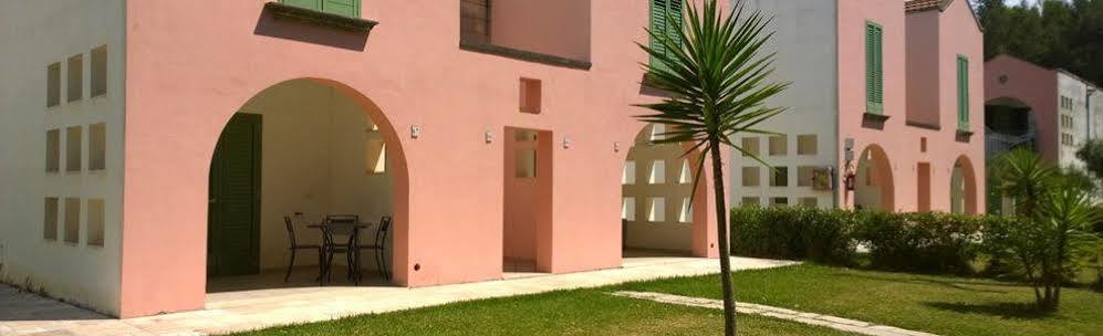 Family Village Otranto Алимини Экстерьер фото